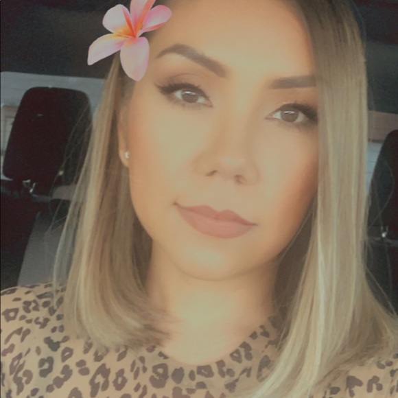 Meet your Posher, Lidia - Picture 1 of 1